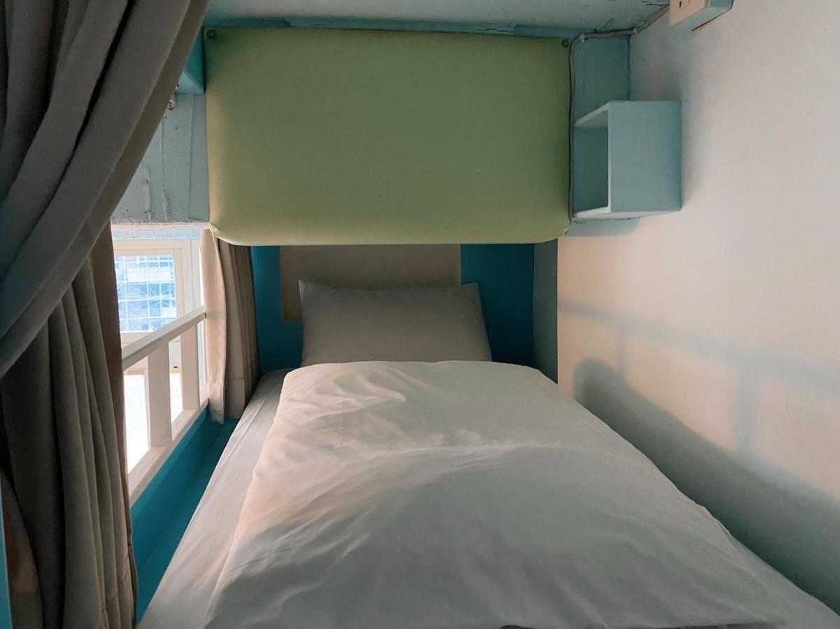 Mr. Lobster'S Secret Den Design Hostel Ταϊπέι Εξωτερικό φωτογραφία
